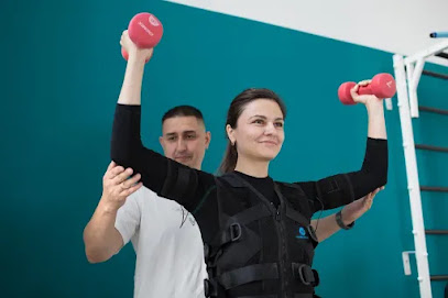 Центр заботы Вбалансе ГринПарк, Школа тренеров EMS