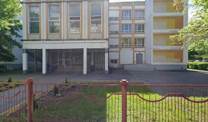 Детский развивающий центр "ДеТвоРа"