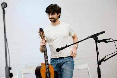 Школа гитары GUITARISSIMO
