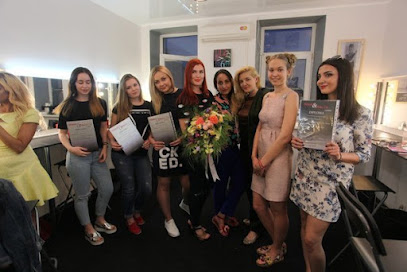 BEAUTY and MAKE UP Center
