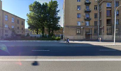 Чоу Гимназия «Петершуле»