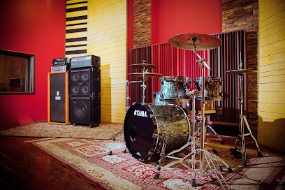 DTH Studios