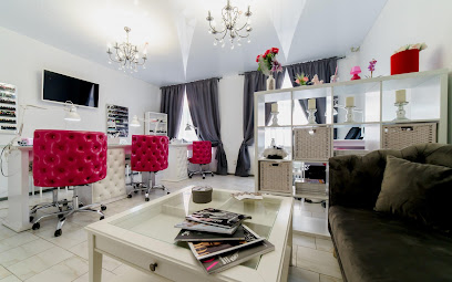 Ногтевая студия Pink Laque