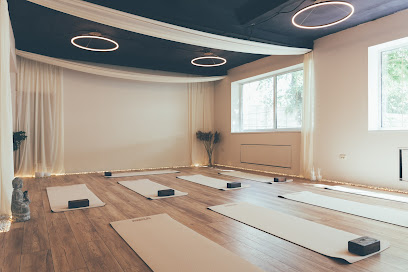 YEVI yoga&coffee