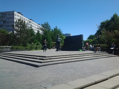 Памятник герою Советского Союза Распоповой Нине Максимовне