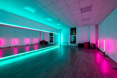 IN DANCING STUDIO