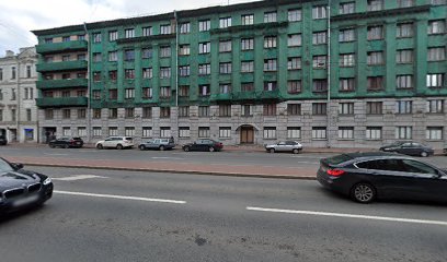 DeluxeHouse
