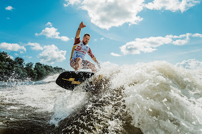 GOOD WAVES Moscow