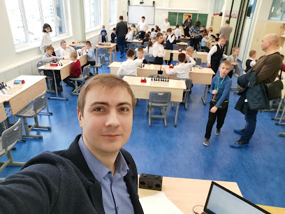 Шахматная Школа Владислава Кляшторного
