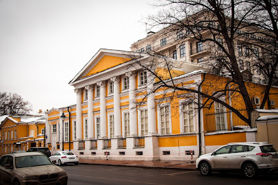 Американский Университет В Москве