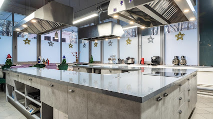 Royal Kitchen | Кулинарная студия Павелецкая | Кулинарные мастер-классы, курсы поваров