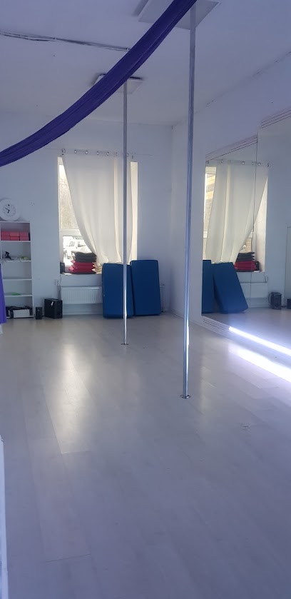 Hb-Dance Studio