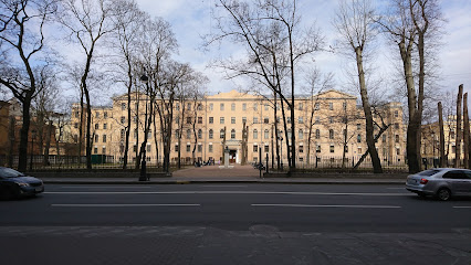 Дом Бенуа