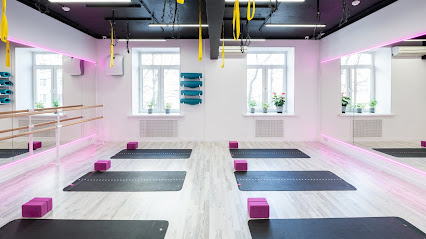 I am fitness studio | Фитнес-студия Шаболовская