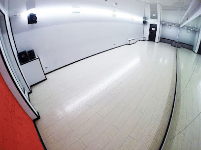 GDance