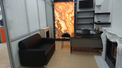 Роман с камнем