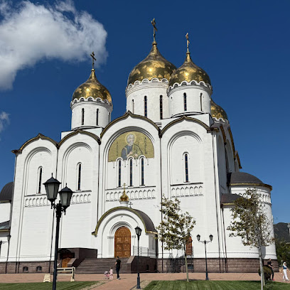 Храм Андрея Первозванного на Ваганьковском кладбище